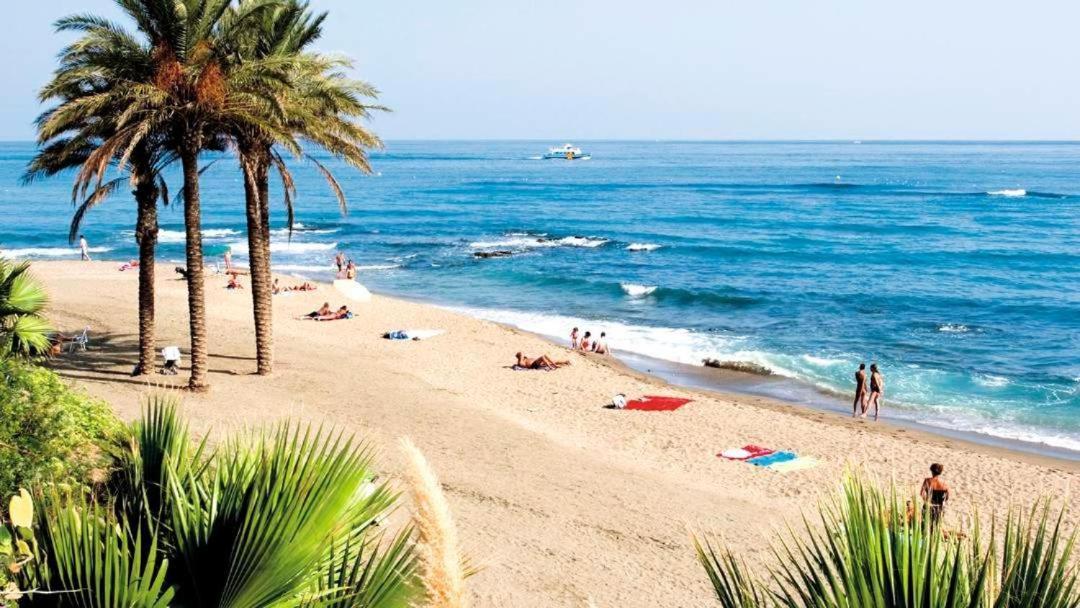 Apartamento Con Gran Terraza Junto A La Playa Torremolinos Exterior foto
